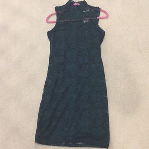 NEW- lace green midi dress